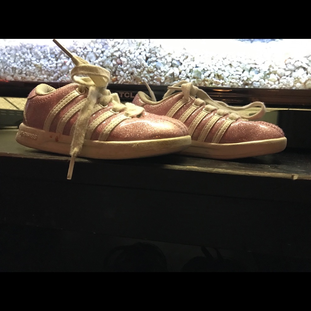 Kswiss - Picture 2 of 2